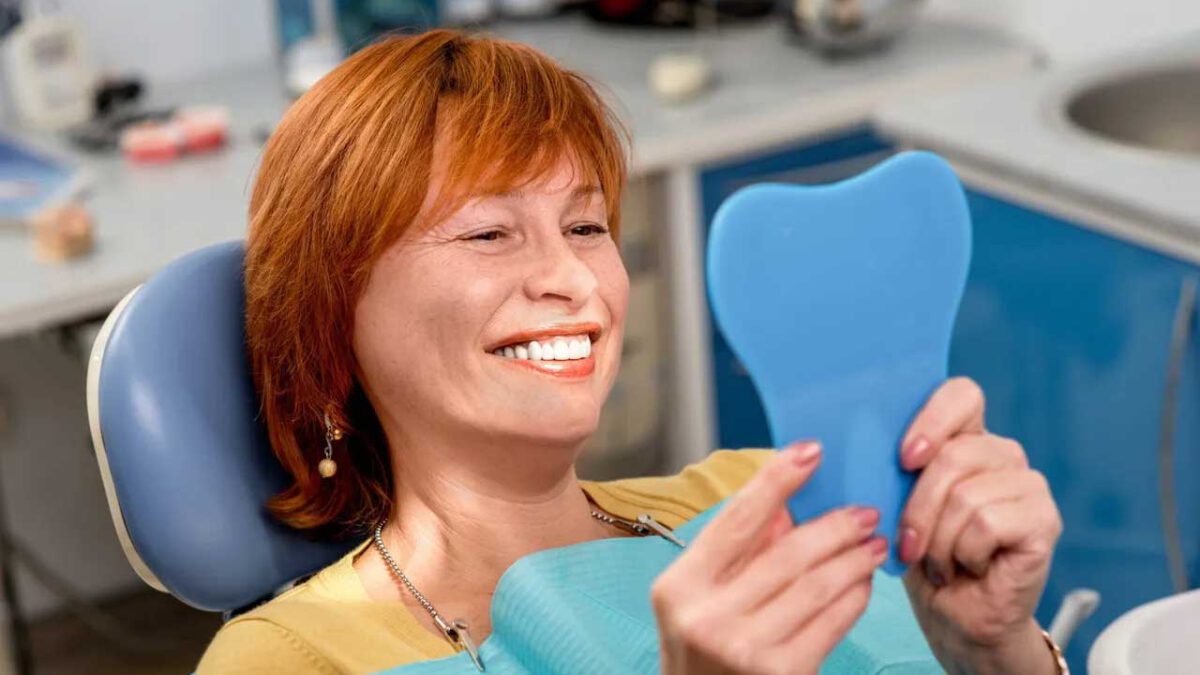 Individuelle Zahnreinigung für Ihr schönstes Lächeln, ein Leben lang